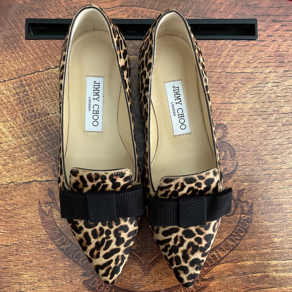 JIMMY CHOO, animal print, ballerina flats, size 6, with back gold logo